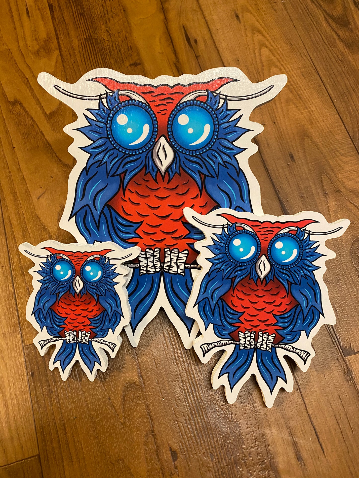 Blue Ribbon Owl (Limited Edition) - Daniel Curran Art